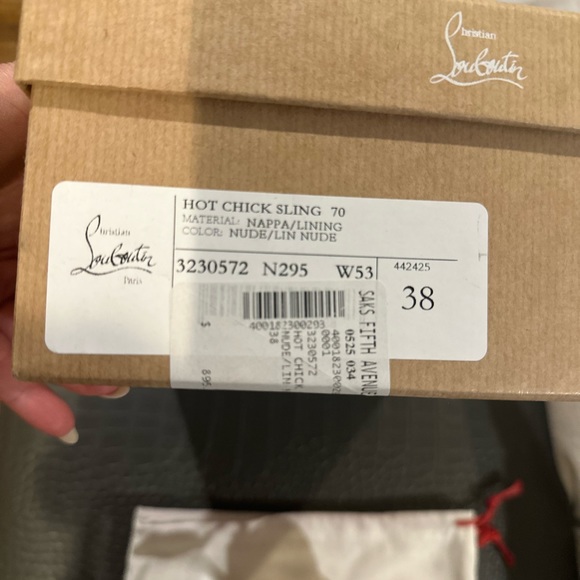 Gorgeous nude Hot Chick Pumps Christian Louboutin size 38! Worn one time only! - Picture 5 of 7